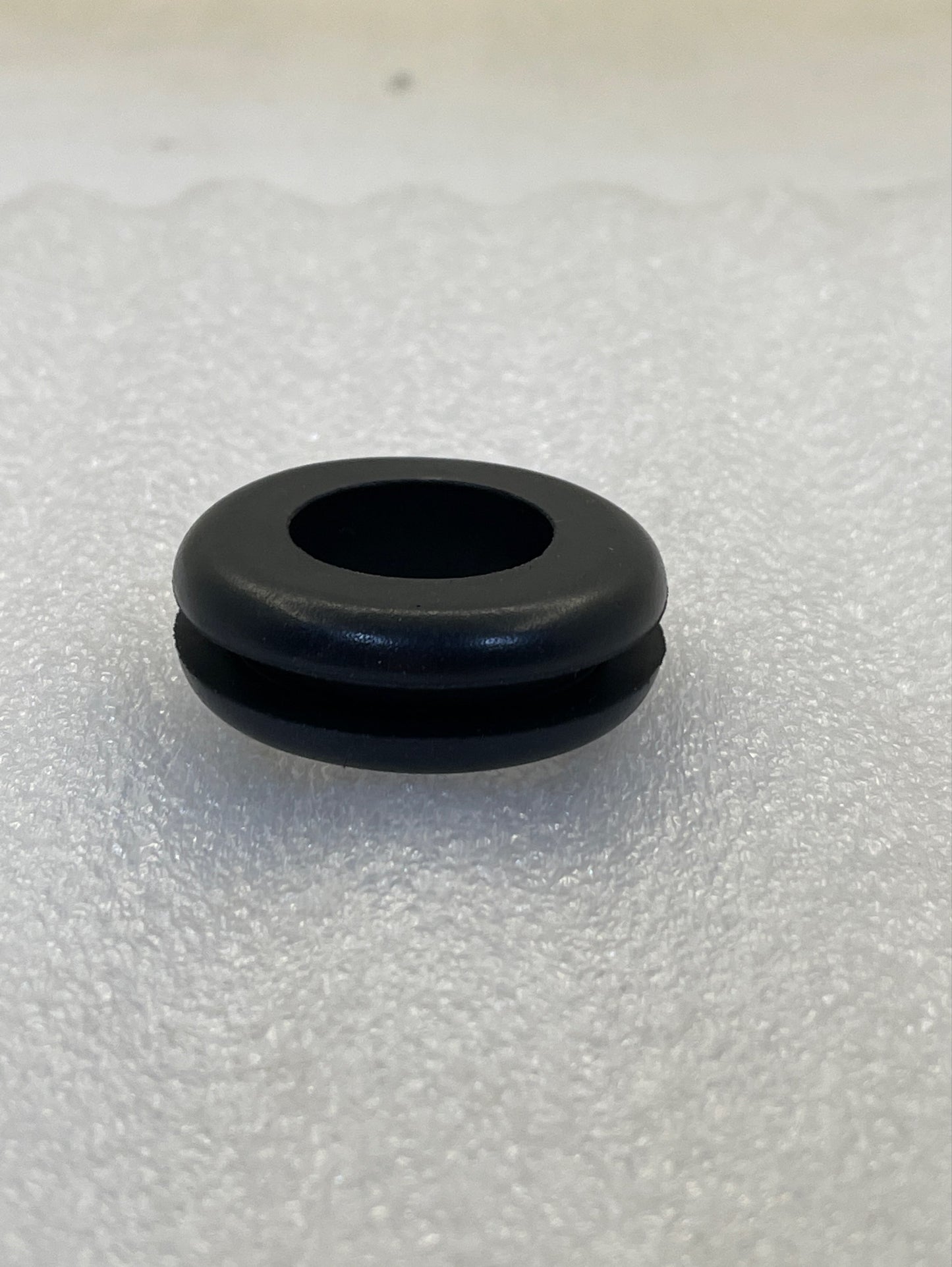 Grommet 7/8 ID FOR 1.25 HOLE Buna-N Rubber
