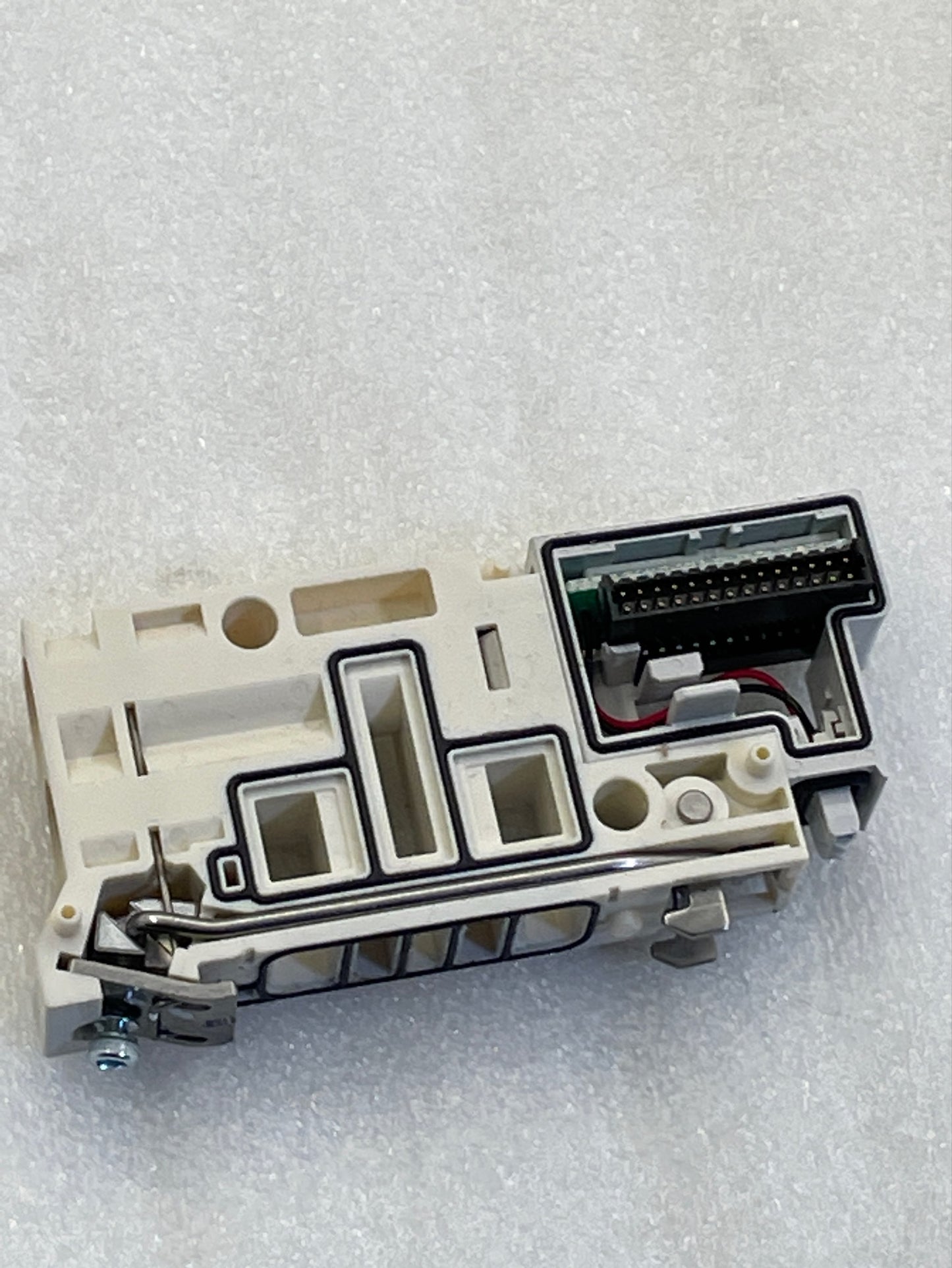 Valve, Plug in Manifold Single Sol. Base, No Fittings, w/o Tie Rod