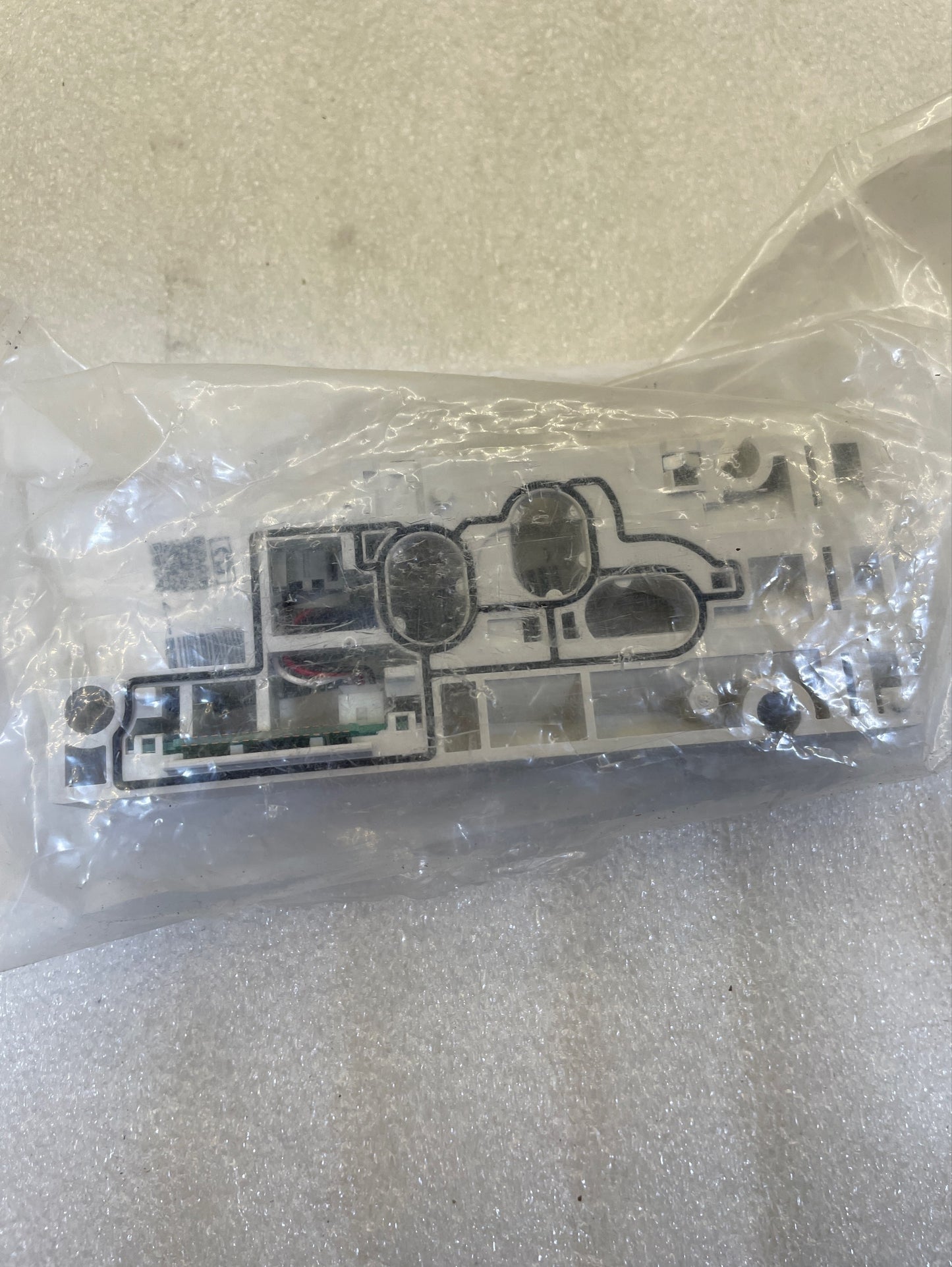 SMC SY5000 Manifold Block Assembly, Top Ported, Double Wiring, without Tie Rods, No Plugs