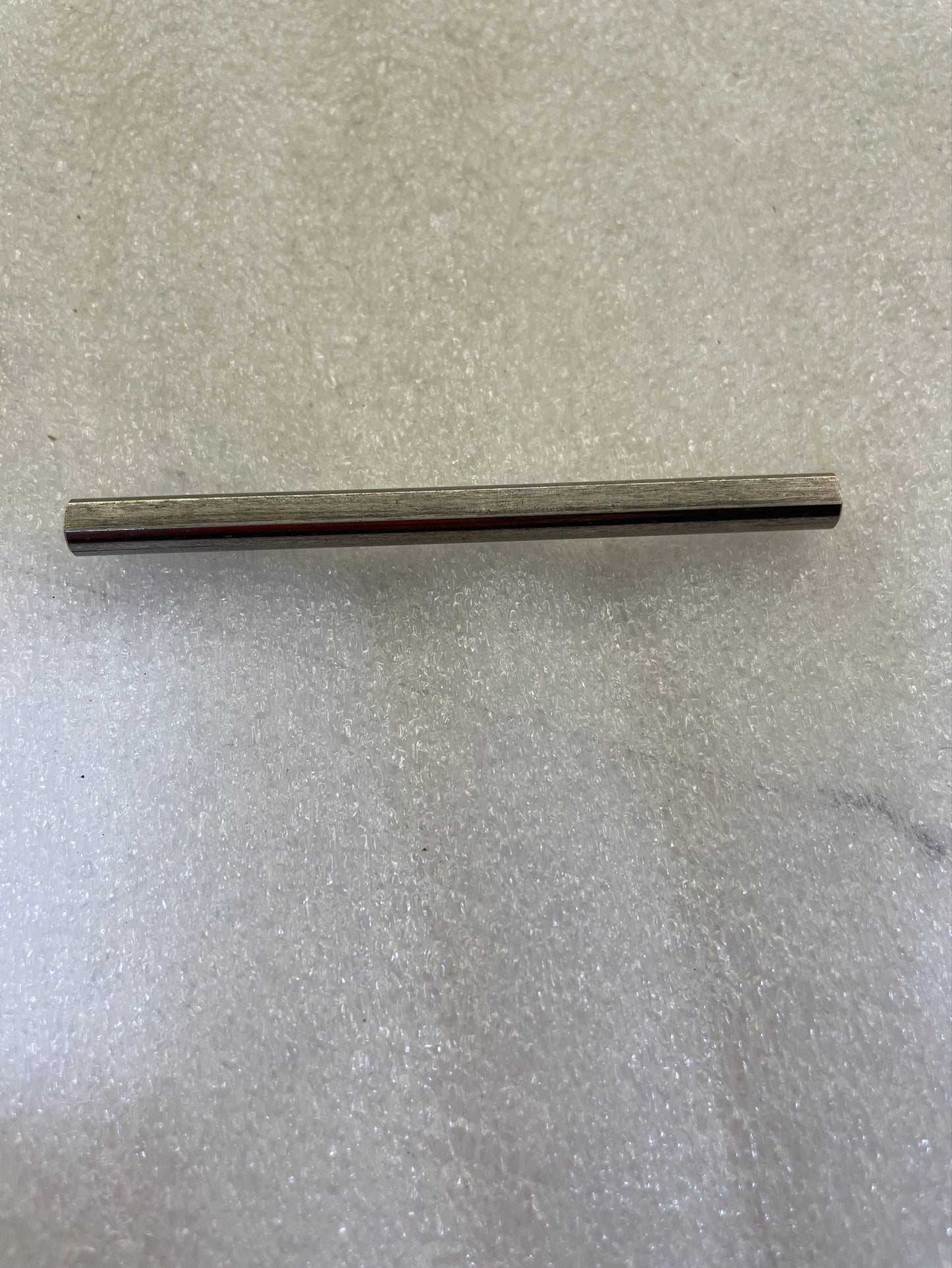 SV5000 Tie rod for 4 station manifold - three required per manifold