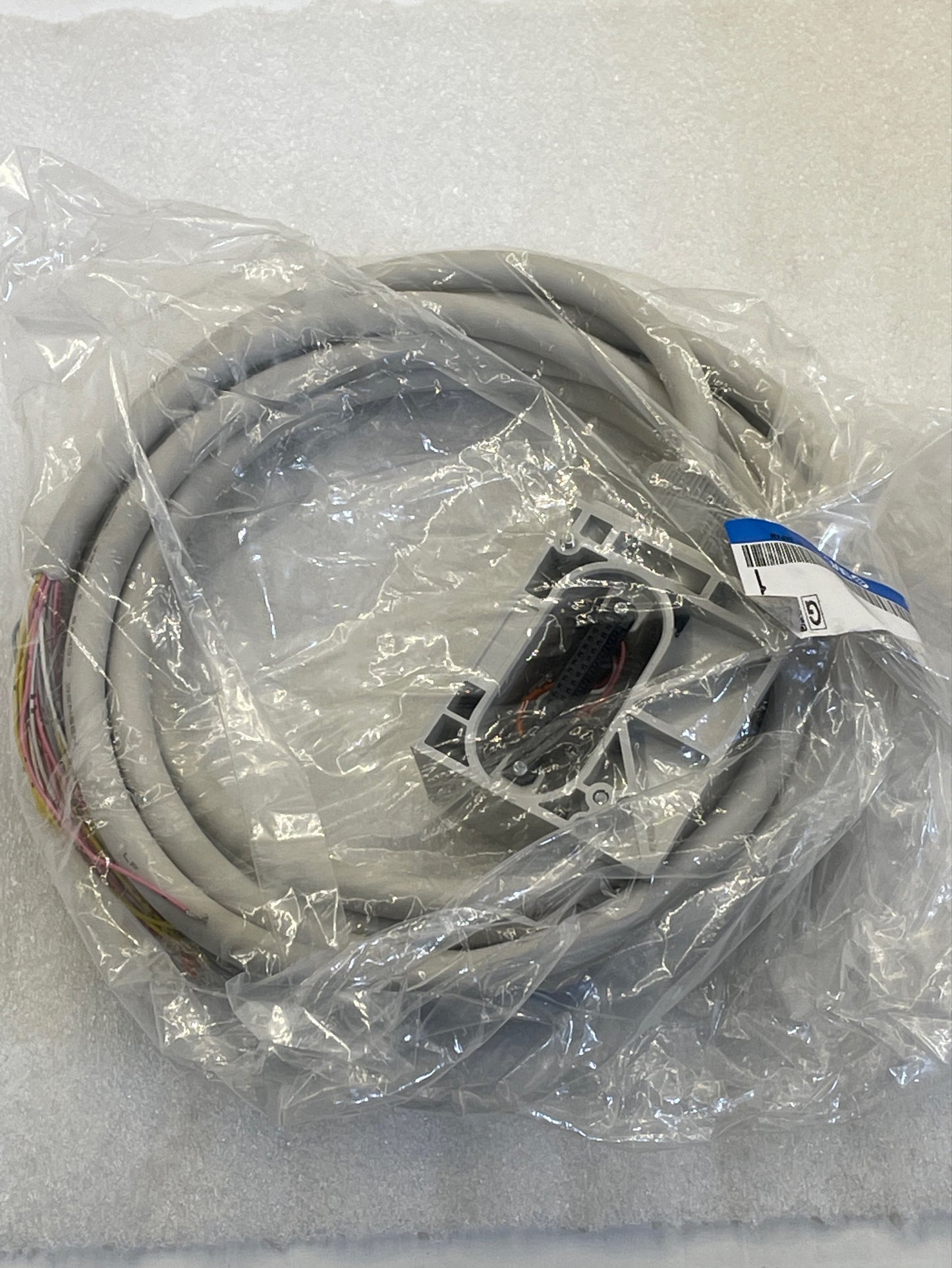 SMC, SY3000/5000/7000, Block Assembly Lead Wire Connector, 3 Meter 34 Wires