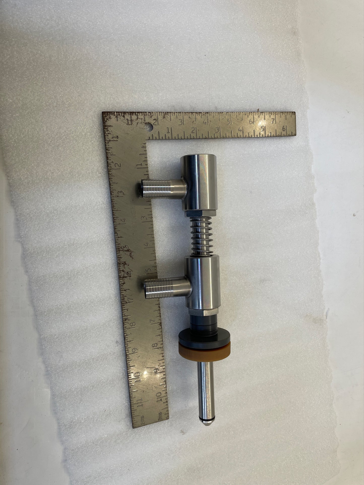 5/8" Overflow Nozzle, 4" Long, Silicone Seals, Natural Rubber Sealing Washer, Hose Barbs