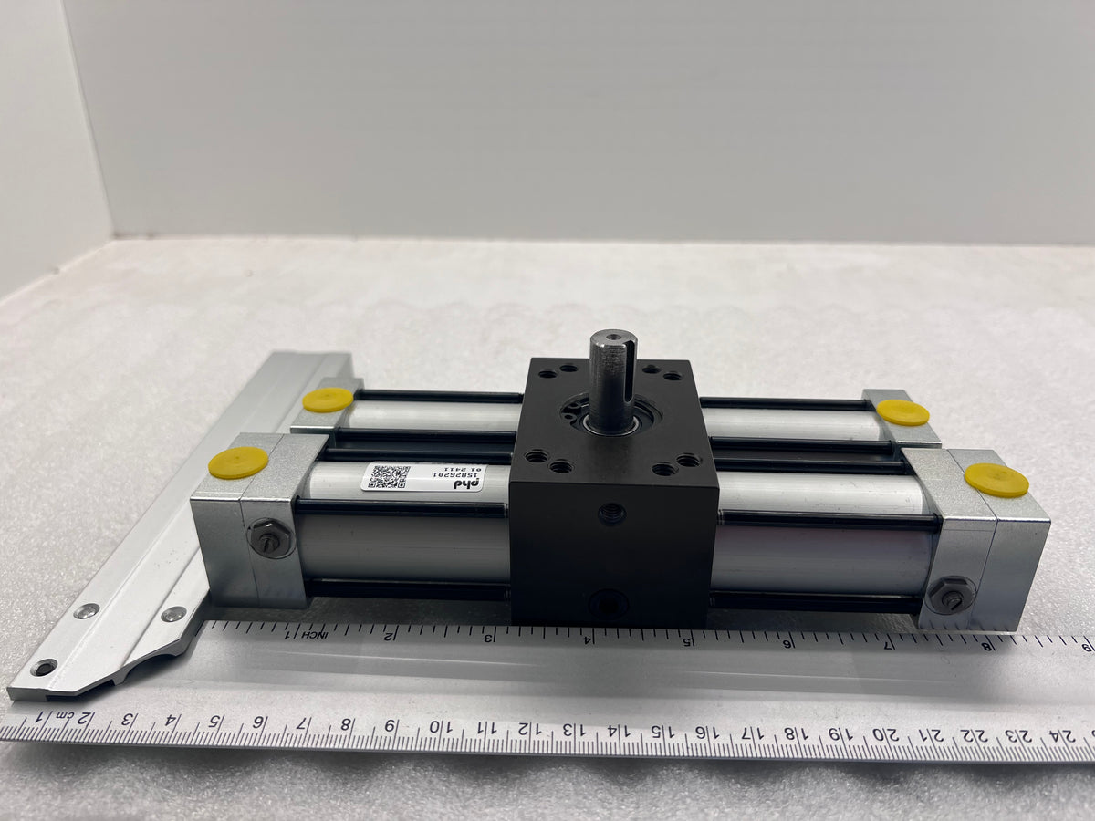PHD Rotary Air Cylinder Actuator 15826201 R11A 2.090-D Pneumatic Keyed Shaft