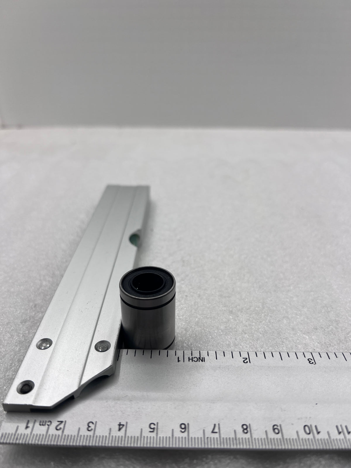 1/2" Bore Linear Ball Bearing (PCB Linear IP8G)