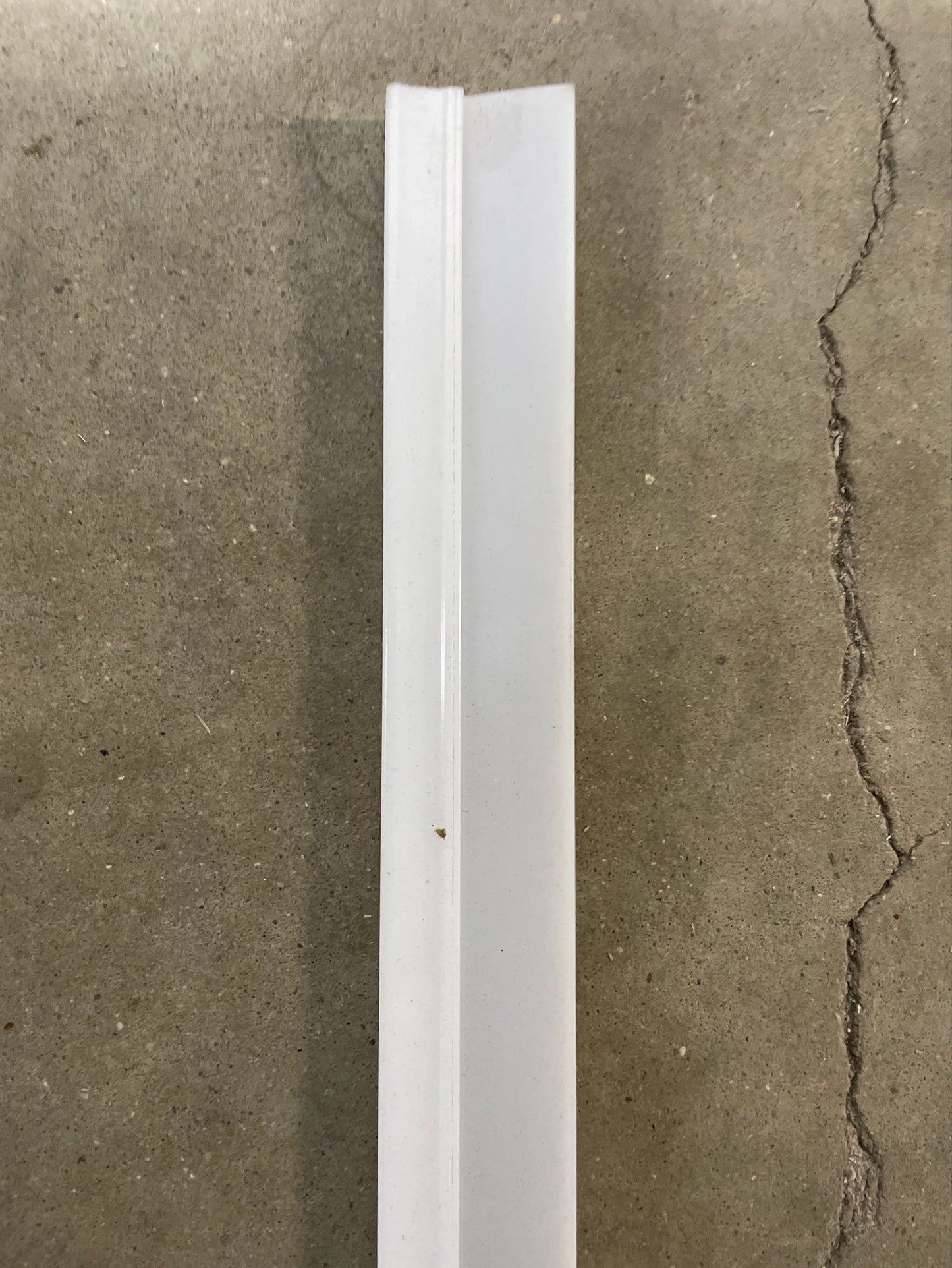 1.5" Flat Wear Strip (10' lengths)