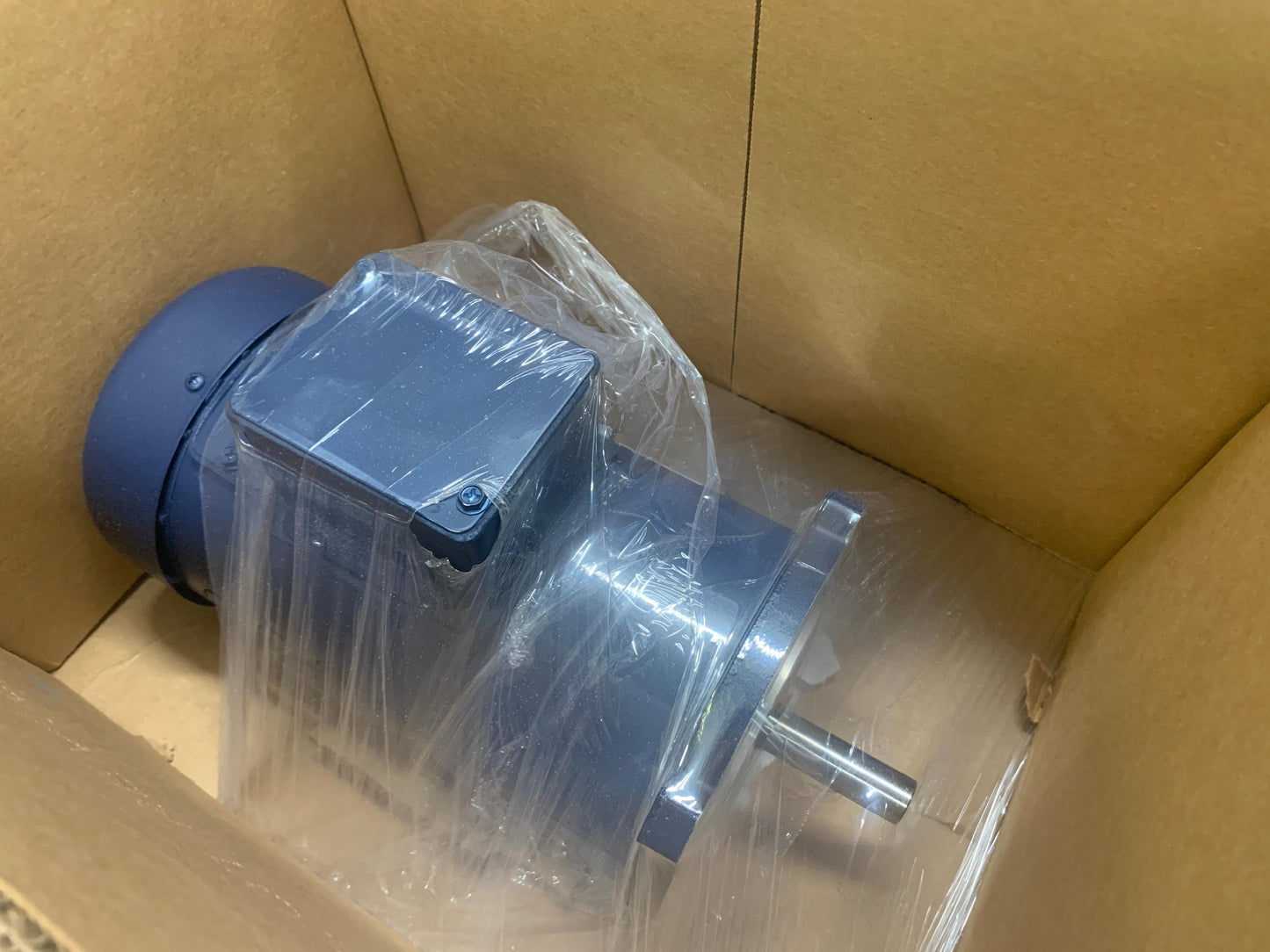 1/2 Hp. Motor 90v DC, 1750 RPM, 56 C Mount